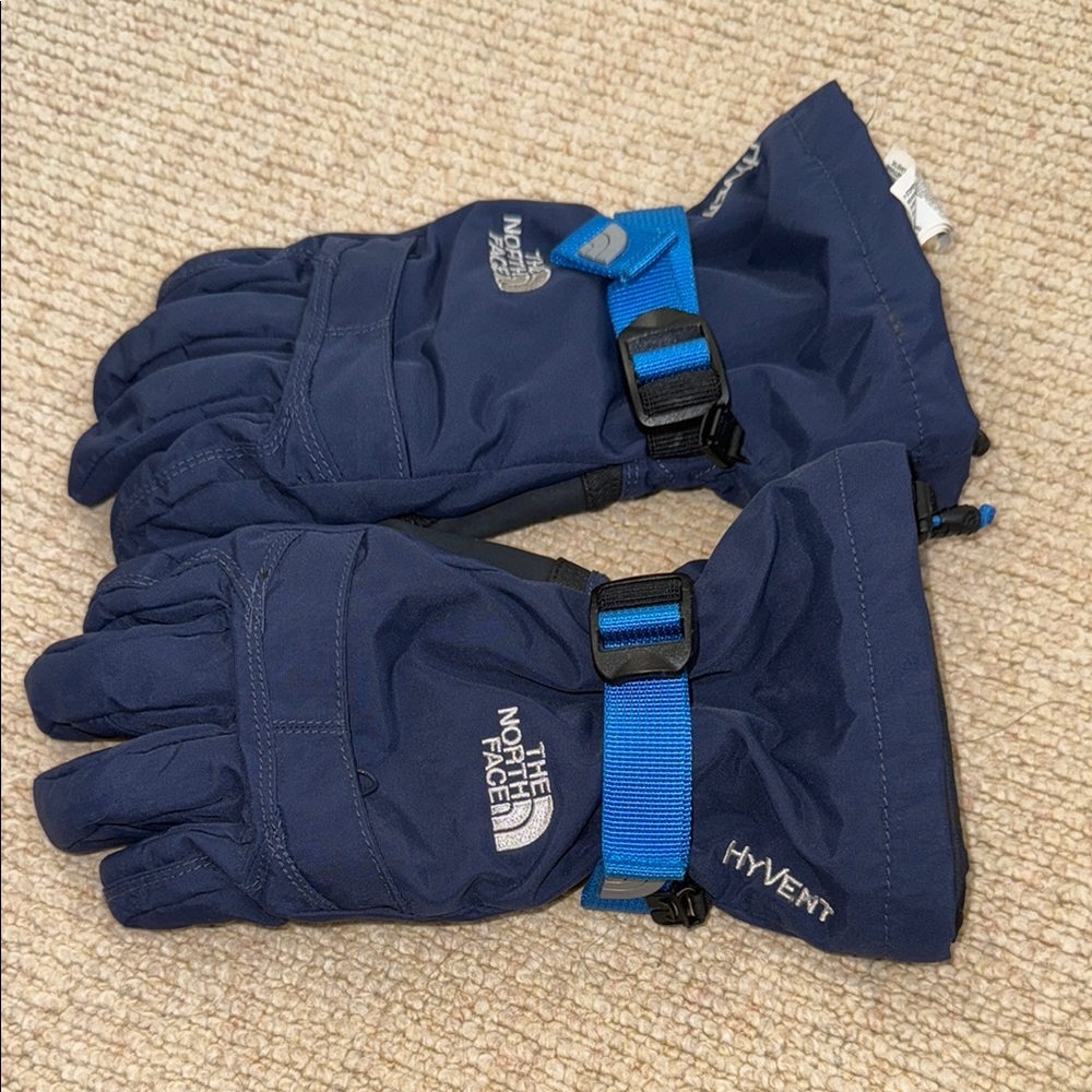 The North Face HyVent Blue Gloves - Size Youth M